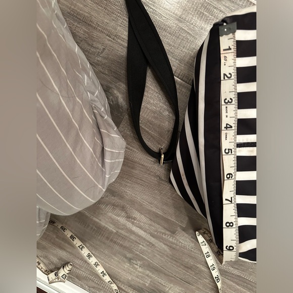 Kate Spade Weekend Duffle - Picture 10 of 11